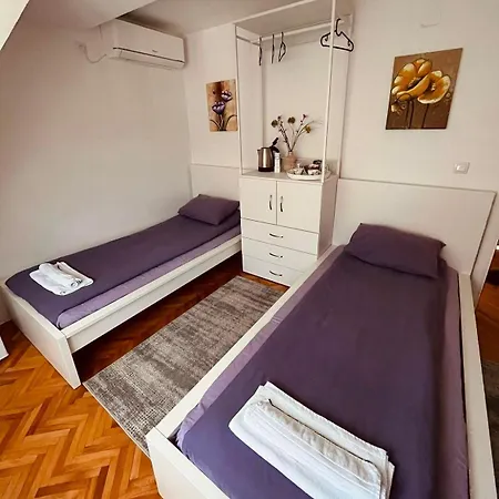 Dekster Apartmani Valjevo Exterior foto