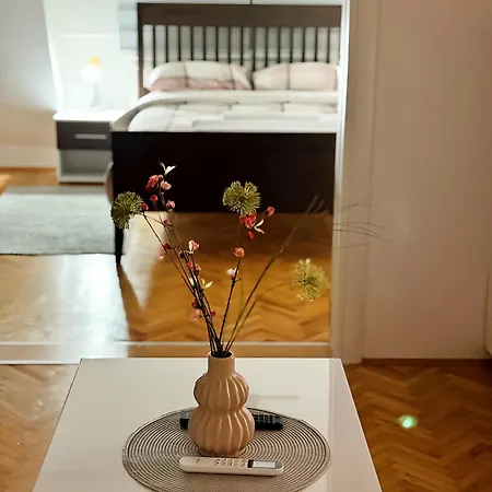 Dekster Apartmani Valjevo Exterior foto