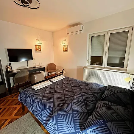 Dekster Apartmani Valjevo Exterior foto