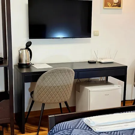 Dekster Apartmani Valjevo Exterior foto
